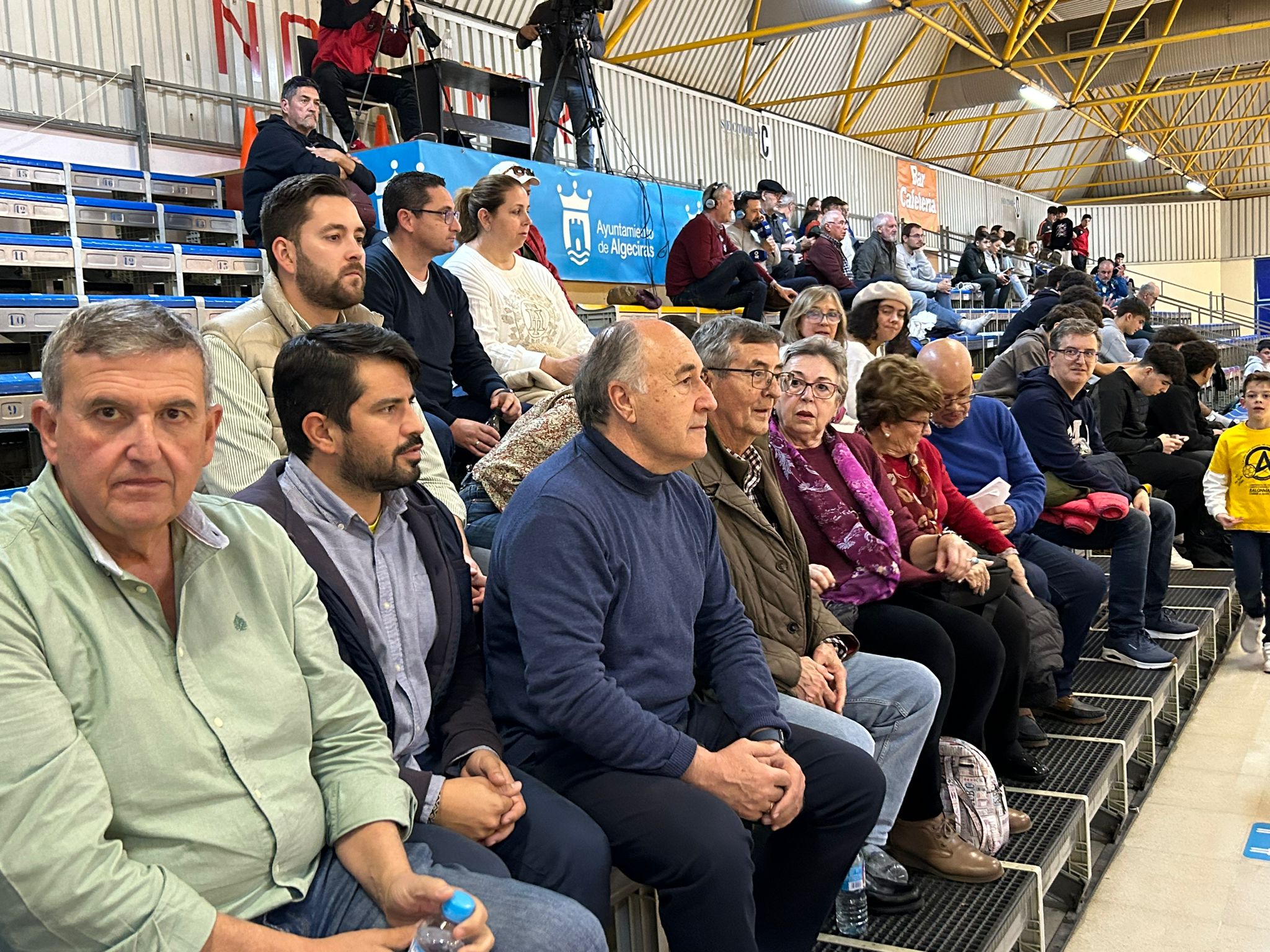El alcalde acompaña a los mayores en el arranque de la OPAMM