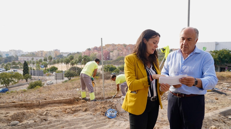 Urbanismo continúa la renovación del acerado en Algeciras con una inversión cercana al millón de euros Urbanismo continúa la renovación del acerado en Algeciras con una inversión cercana al millón de euros