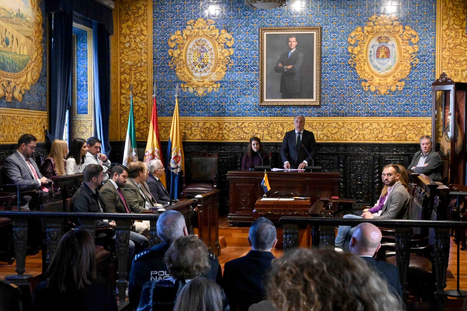 El alcalde de Algeciras preside el acto institucional por el Día ...