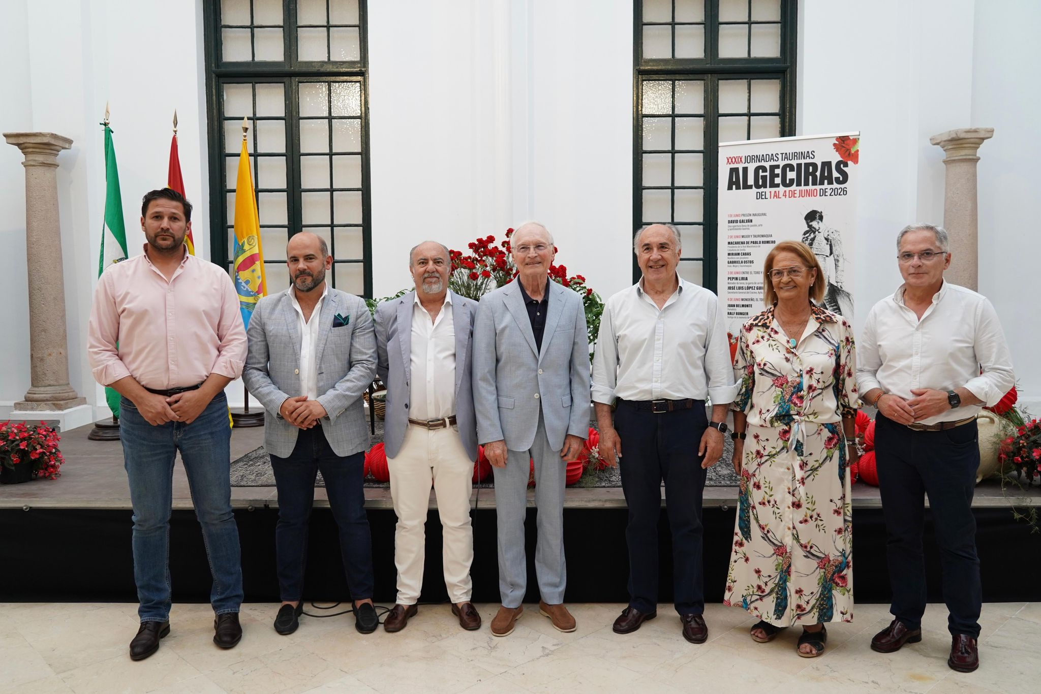 Landaluce asiste a la última conferencia de las XXXIX Jornadas Taurinas dedicada a “Mondeño, el torero místico”