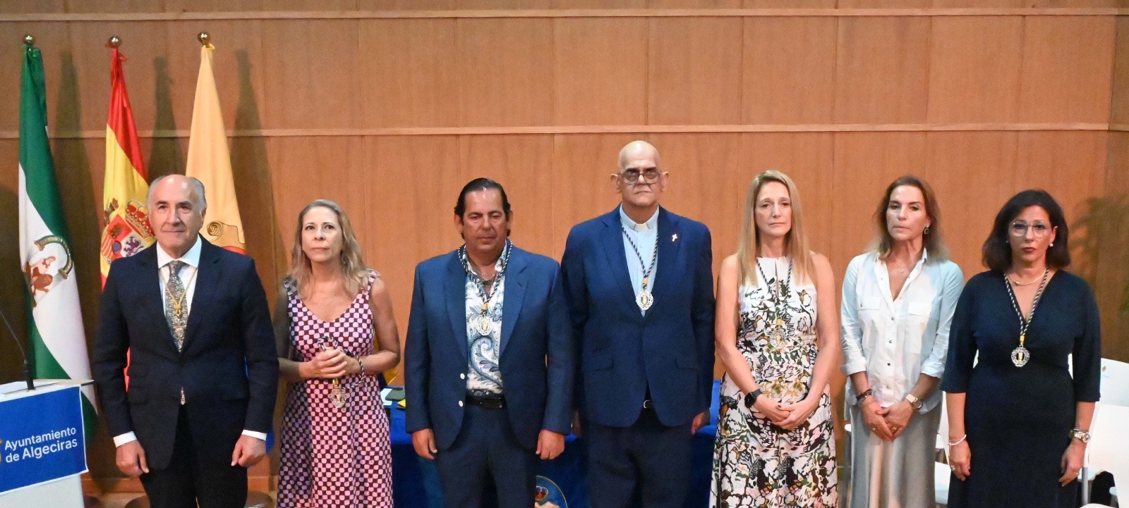 El alcalde preside la entrega de las Medallas de la Palma 2026