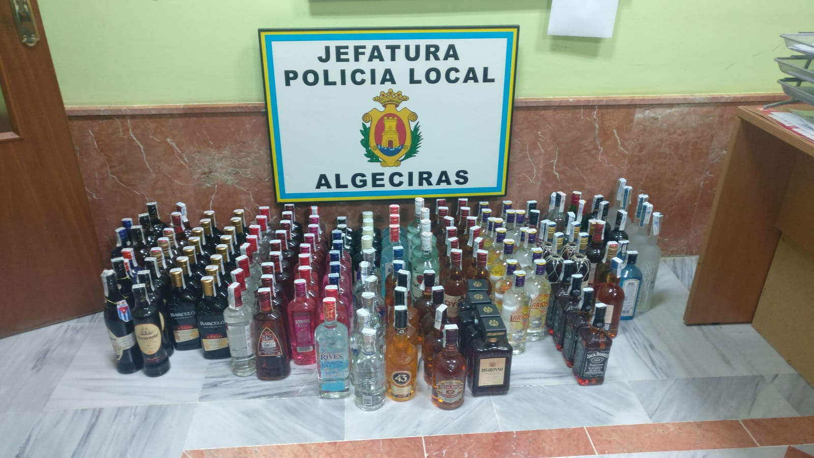 1-PLOLICIA LOCAL
