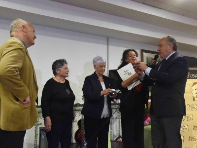 2-HOMENAJE DE BARRIO VIVO A CARMELA DÍAZ Y CARMEN GONZÁLEZ