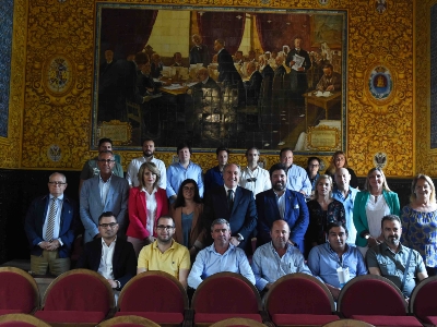 2-RECEPCIÓN A EMPRESARIOS DE LA LOCALIDAD SEVILLANA DE LORA DEL RÍO