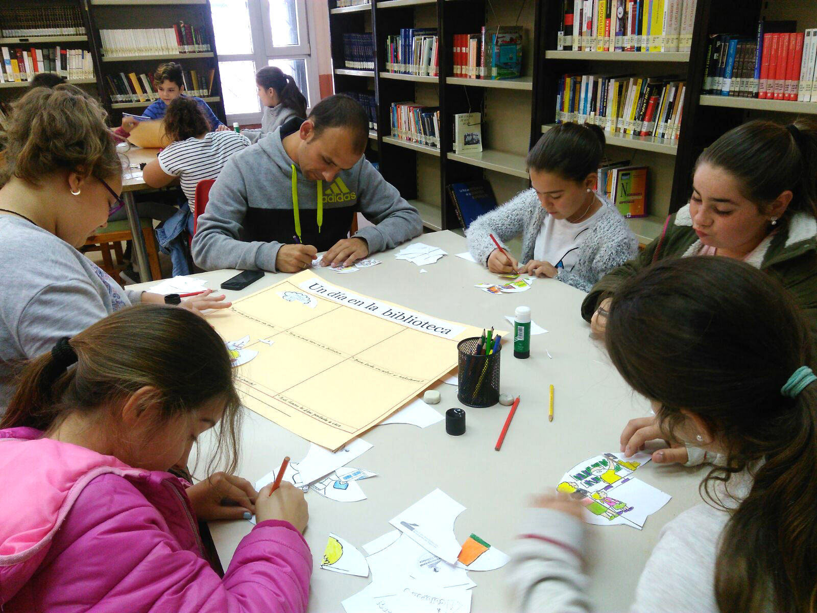 BIBLIOTECA SALADILLO NIÑOS
