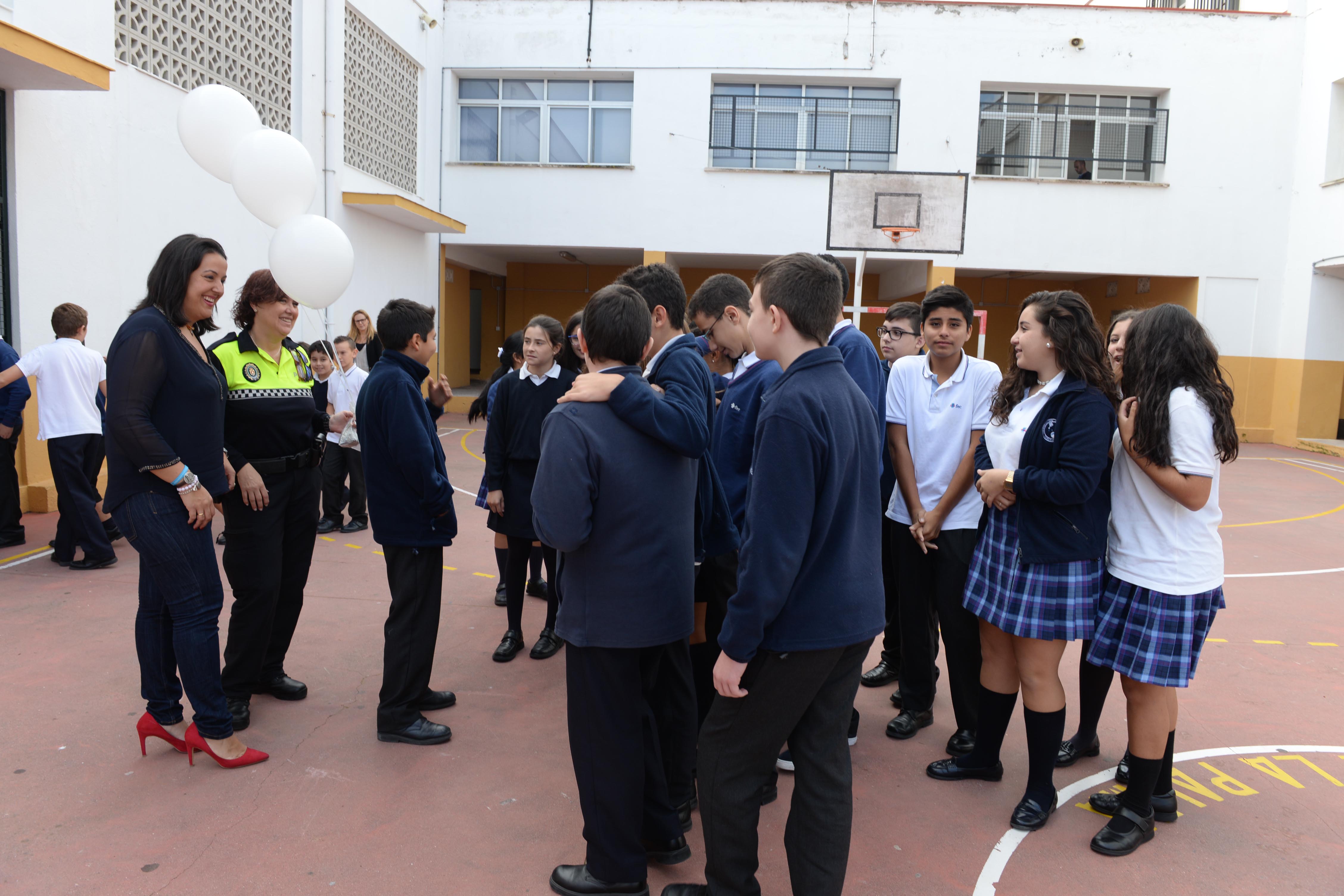 CHARLA A ALUMNOS POR VÍCTIMAS DE ACCIDENTES DE TRÁFICO