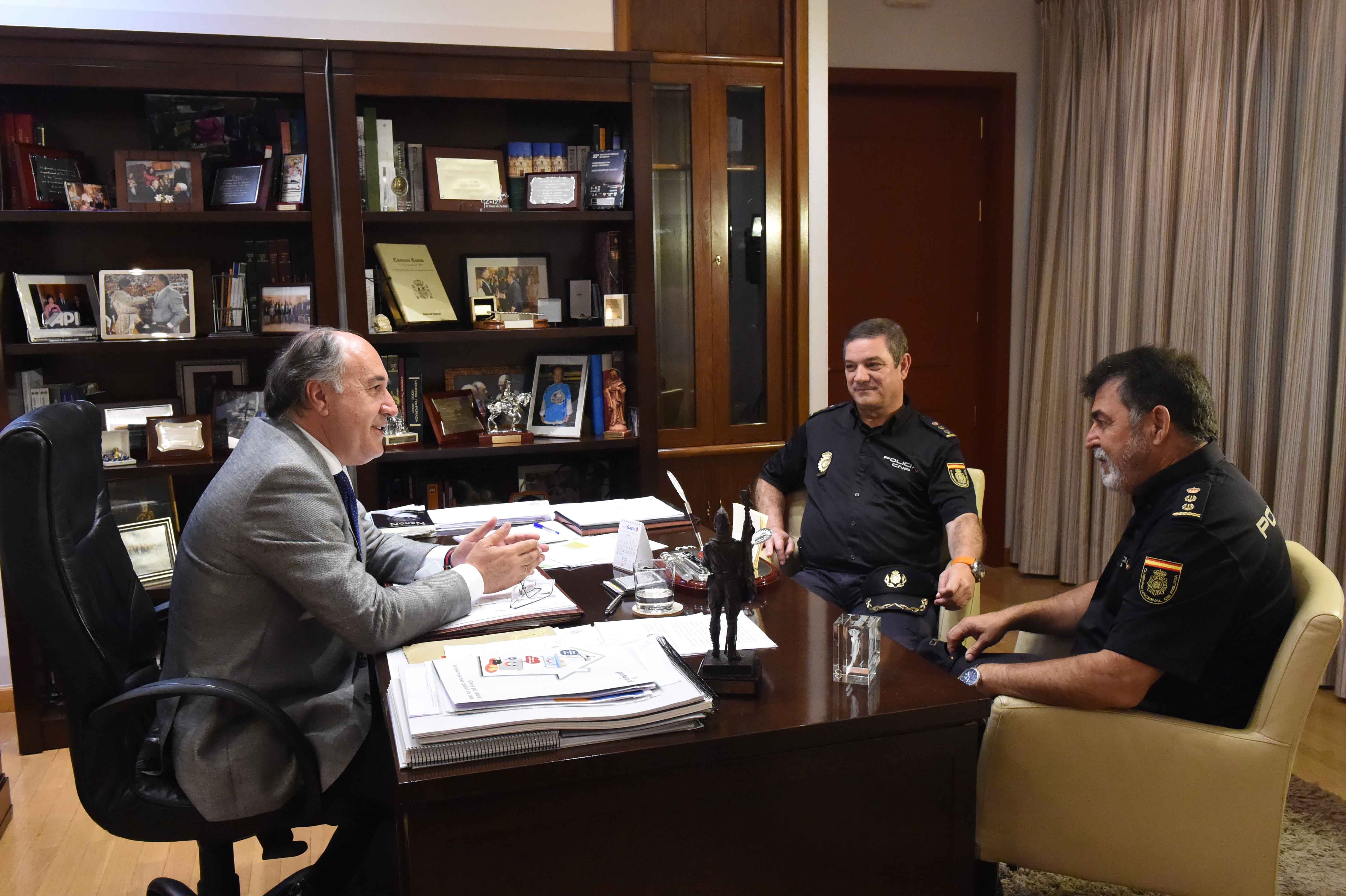 DESPEDIDA DEL COMISARIO  PEDRO RIOS