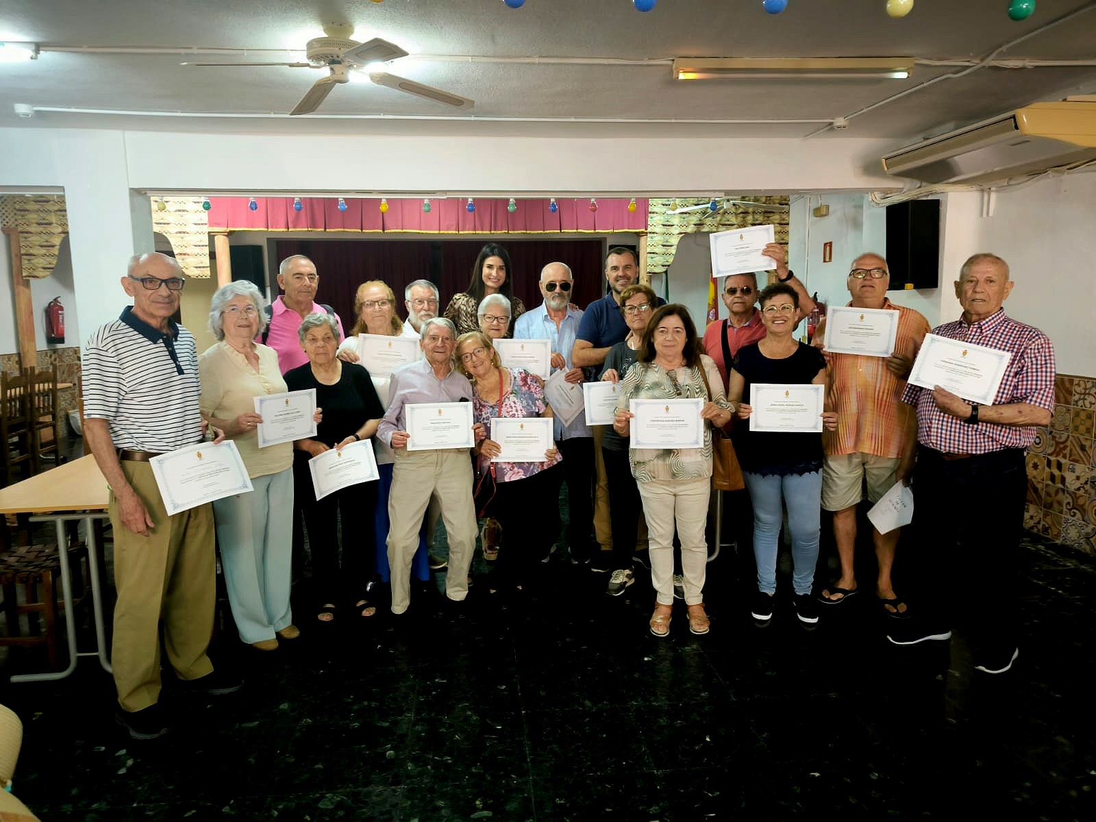 ENTREGA DIPLOMAS TALLER DE MEMORIA