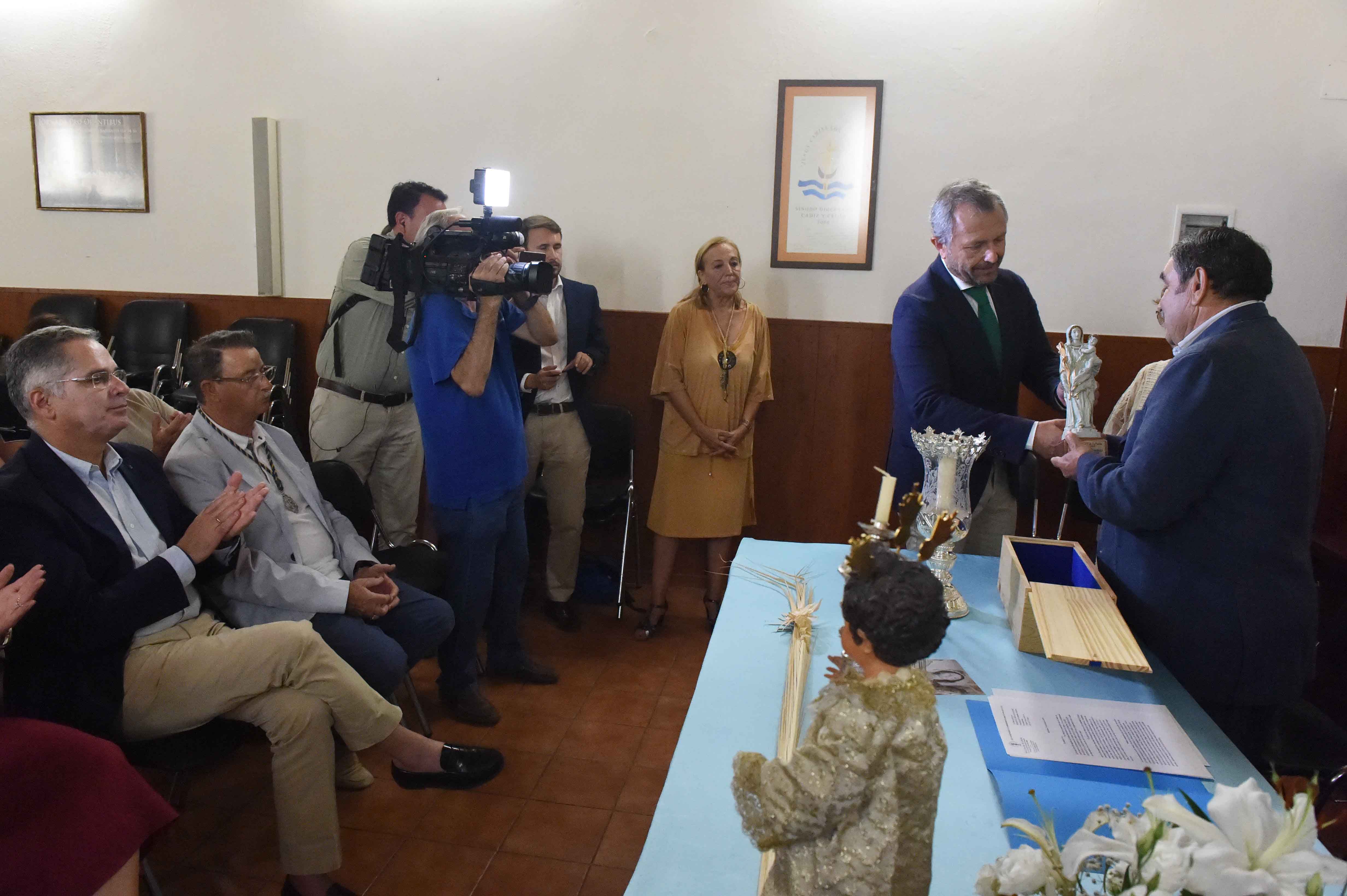 ENTREGA PALMA SOLIDARIA