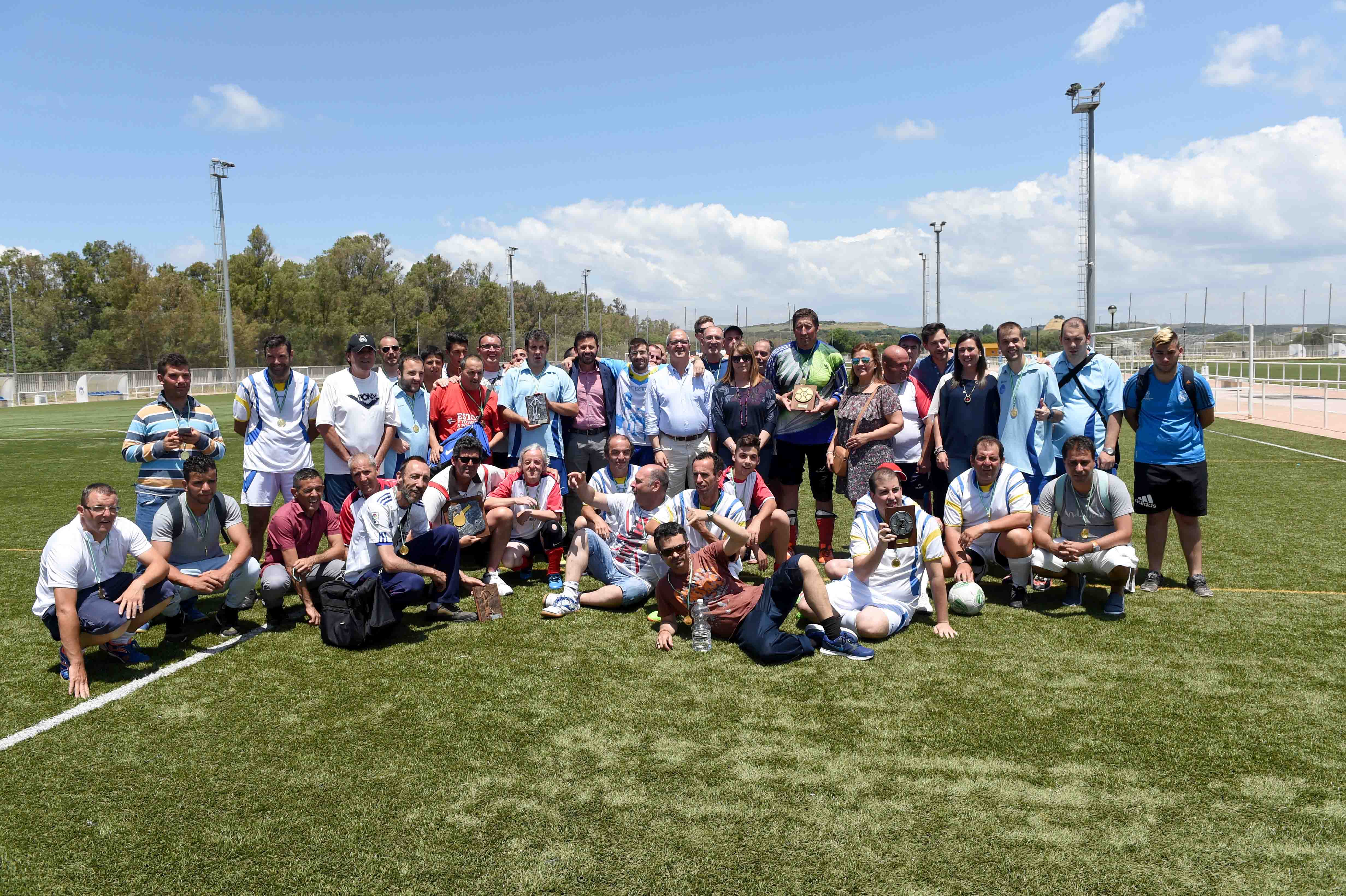ENTREGA TROFEOS FUTBOL 7 APADIS 4