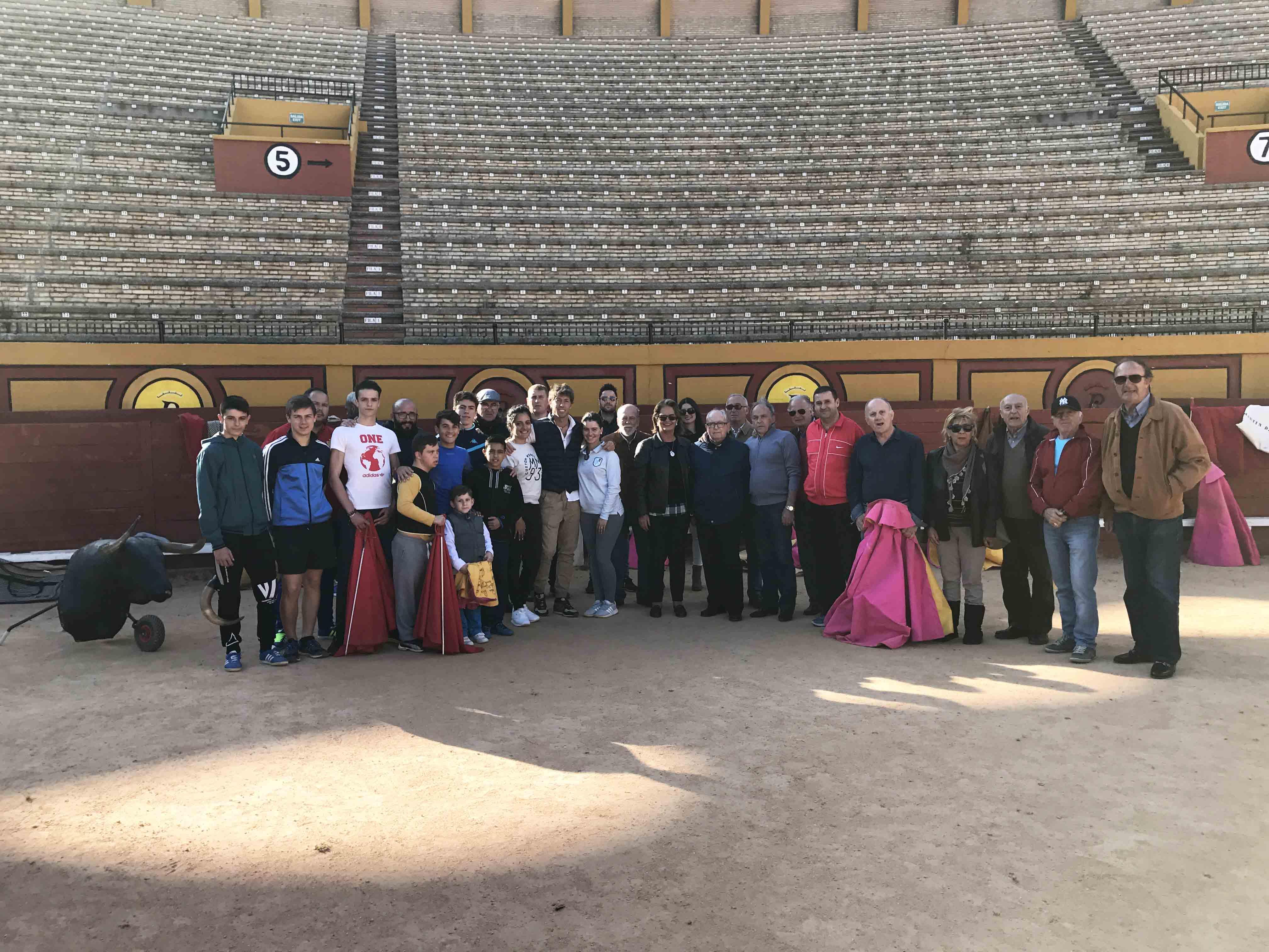 ESCUELA DE TAUROMAQUIA