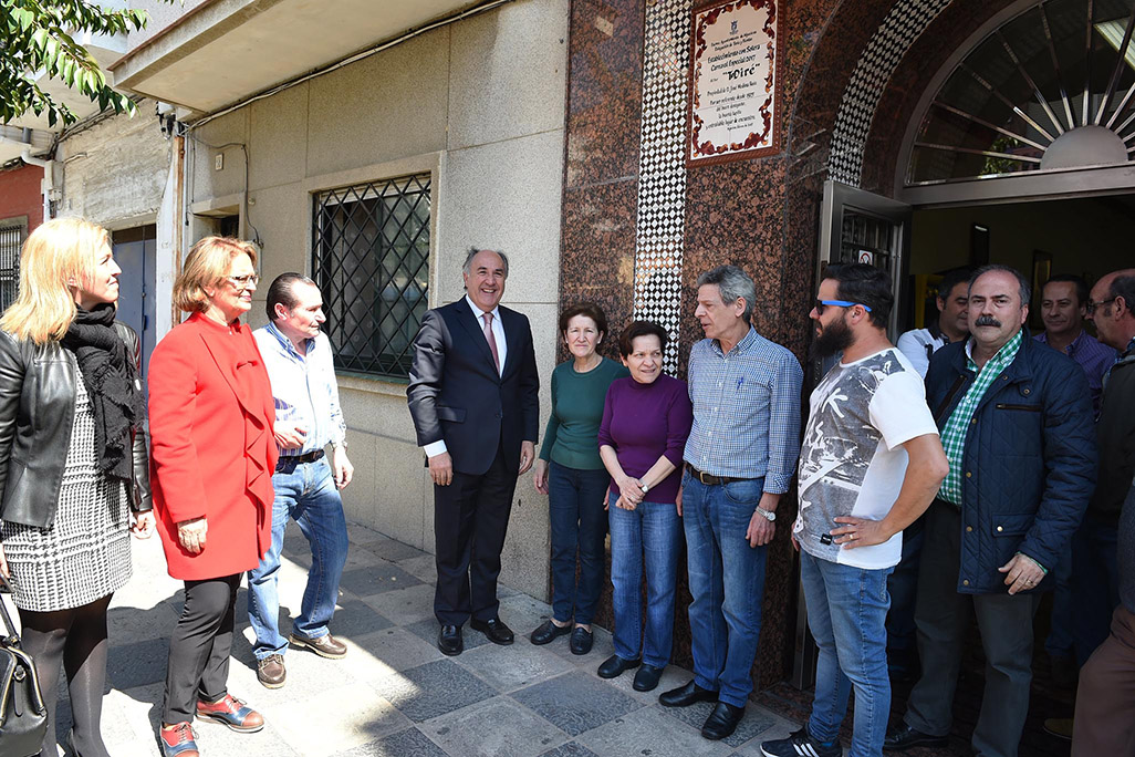 ESTABLECIMIENTO CON SOLERA TE DIRÉ