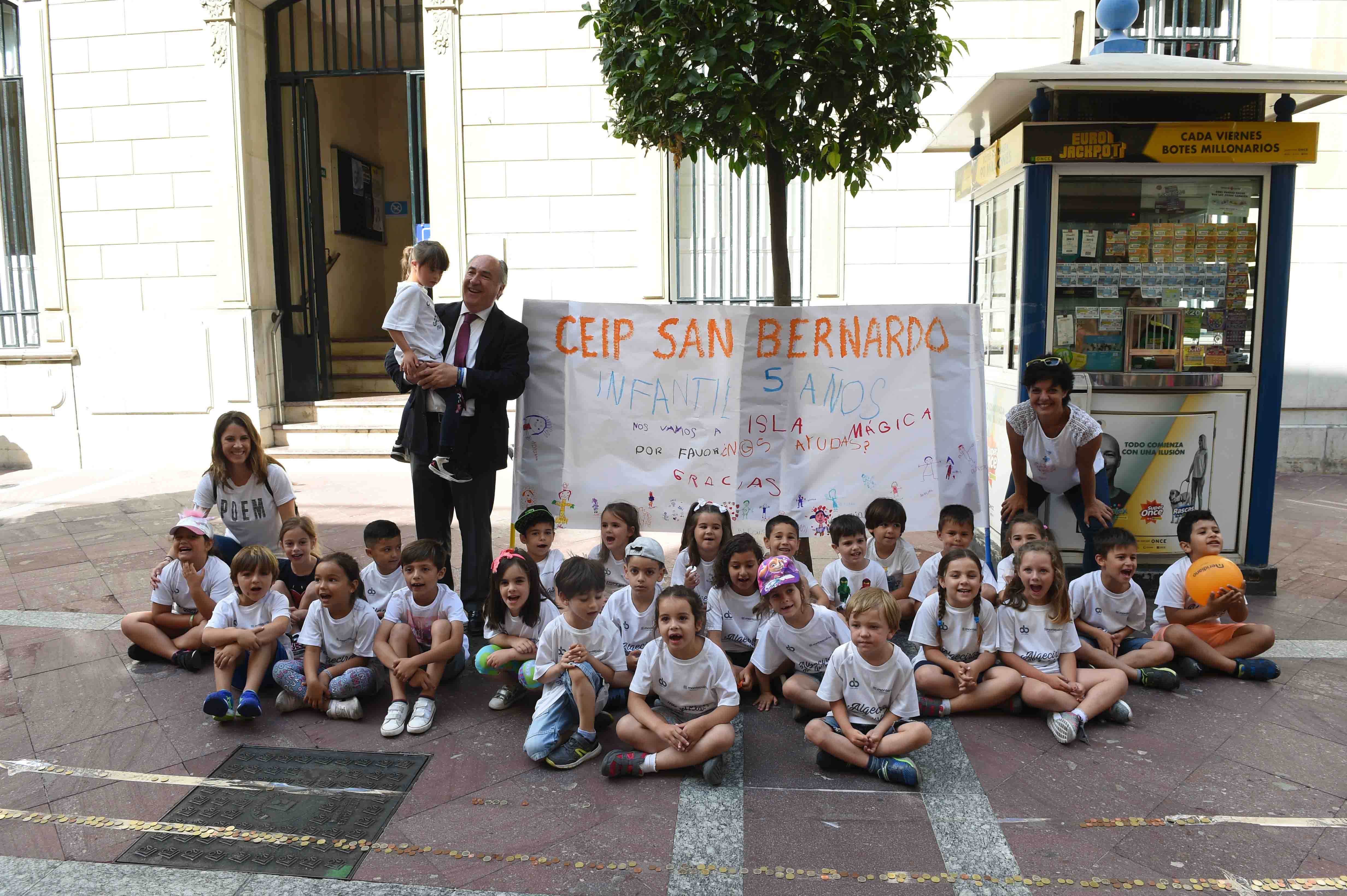 FILA DEL EURO COLEGIO SAN BERNARDO