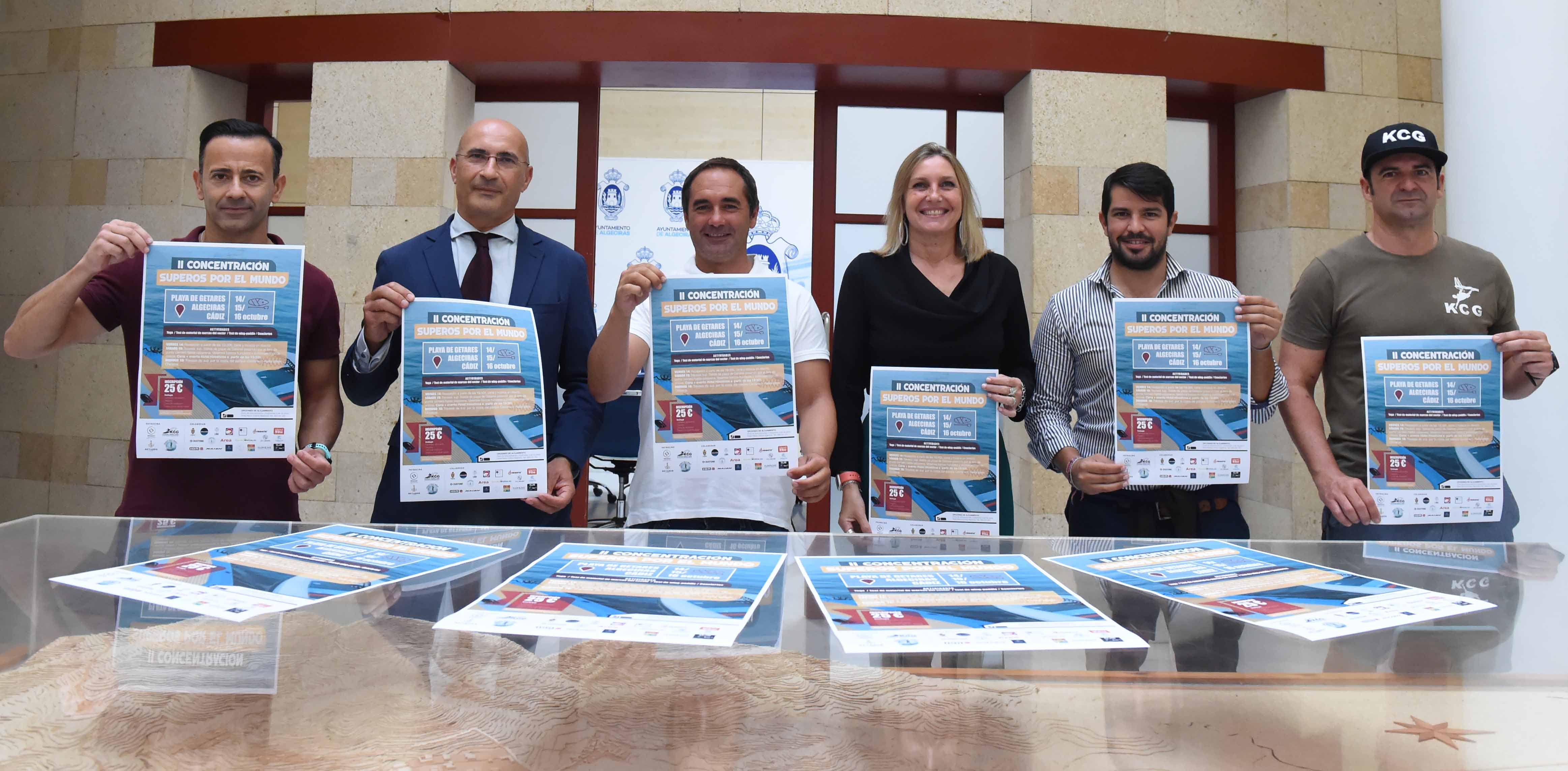 FOTO CON FONSI PRESENTACION CAMPEONATO PADDLESURF