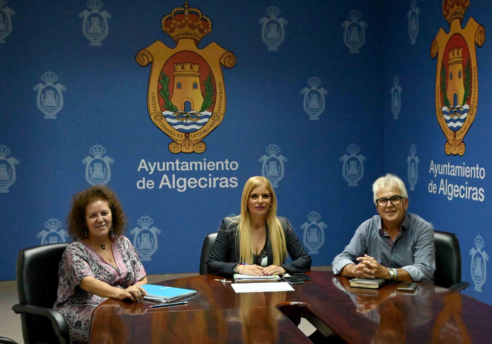 FOTO REUNION COMERCIO 1