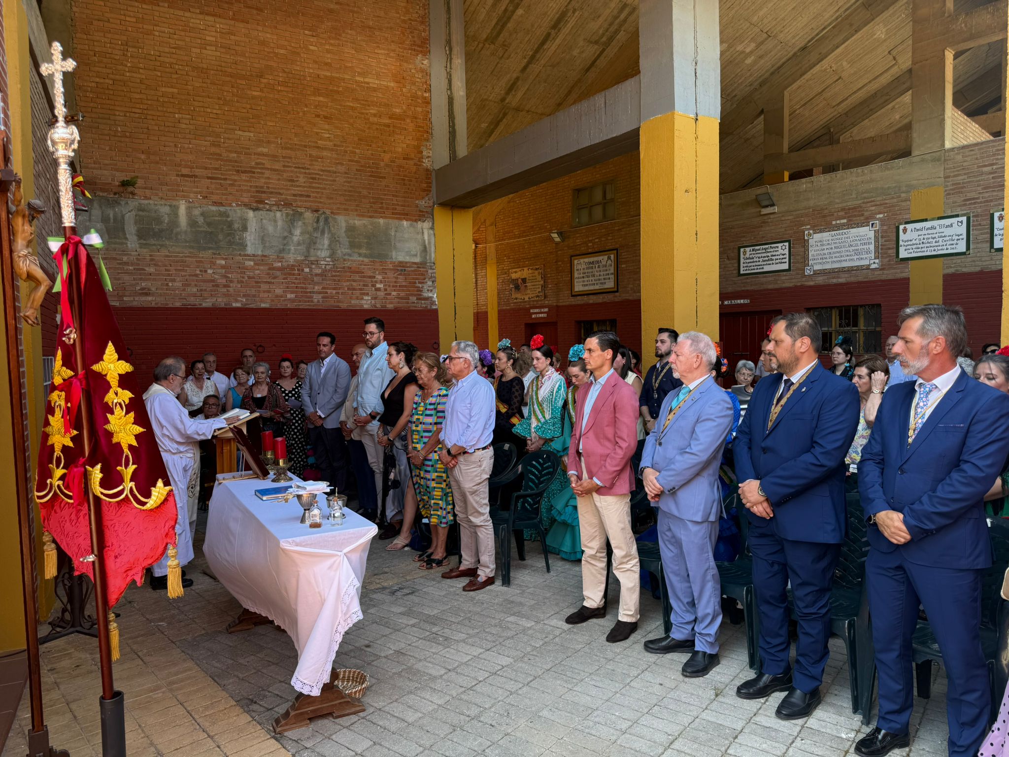 Foto misa plaza de toros 1