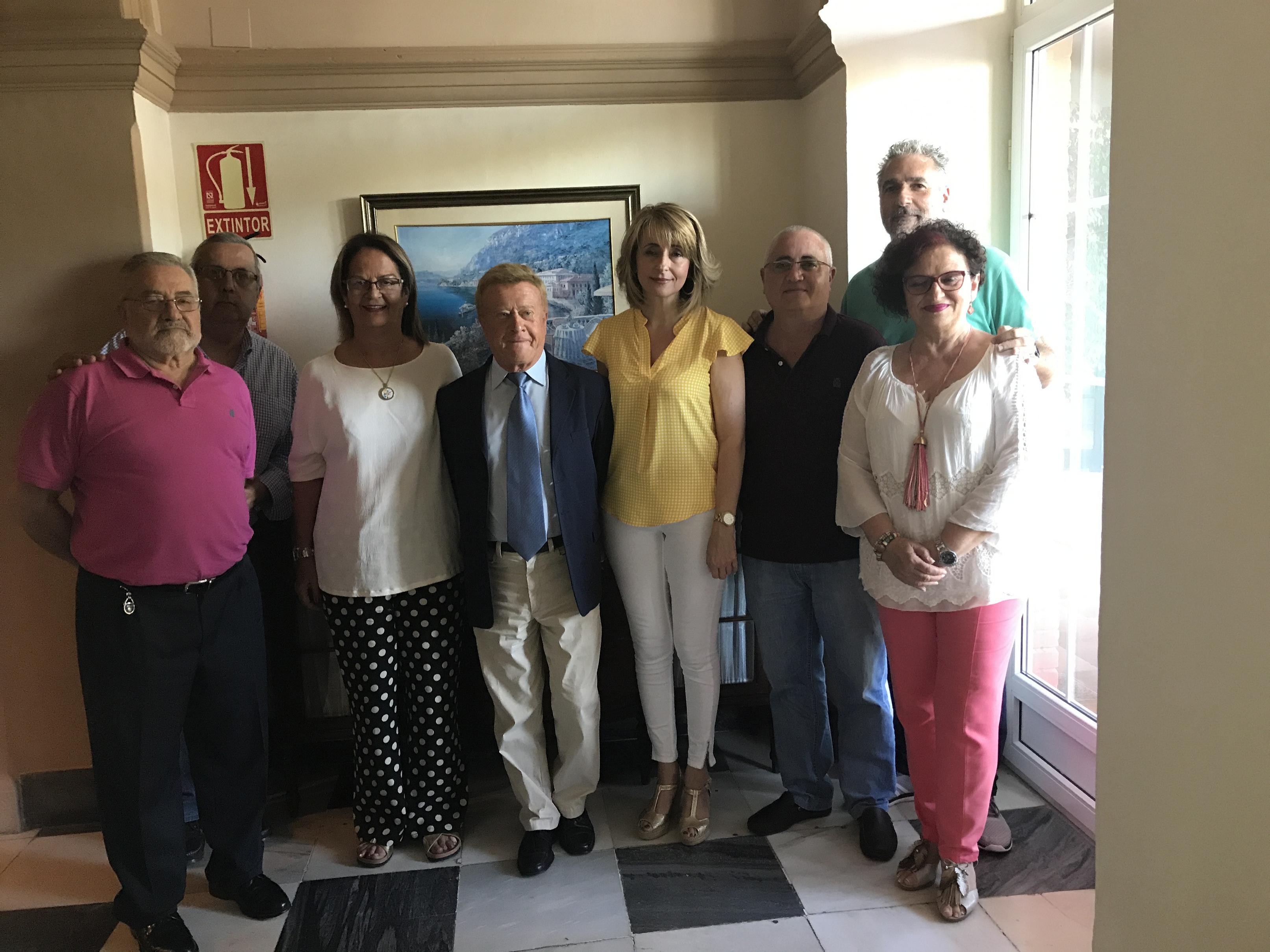 HOMENAJE A CARLOS GUERRERO
