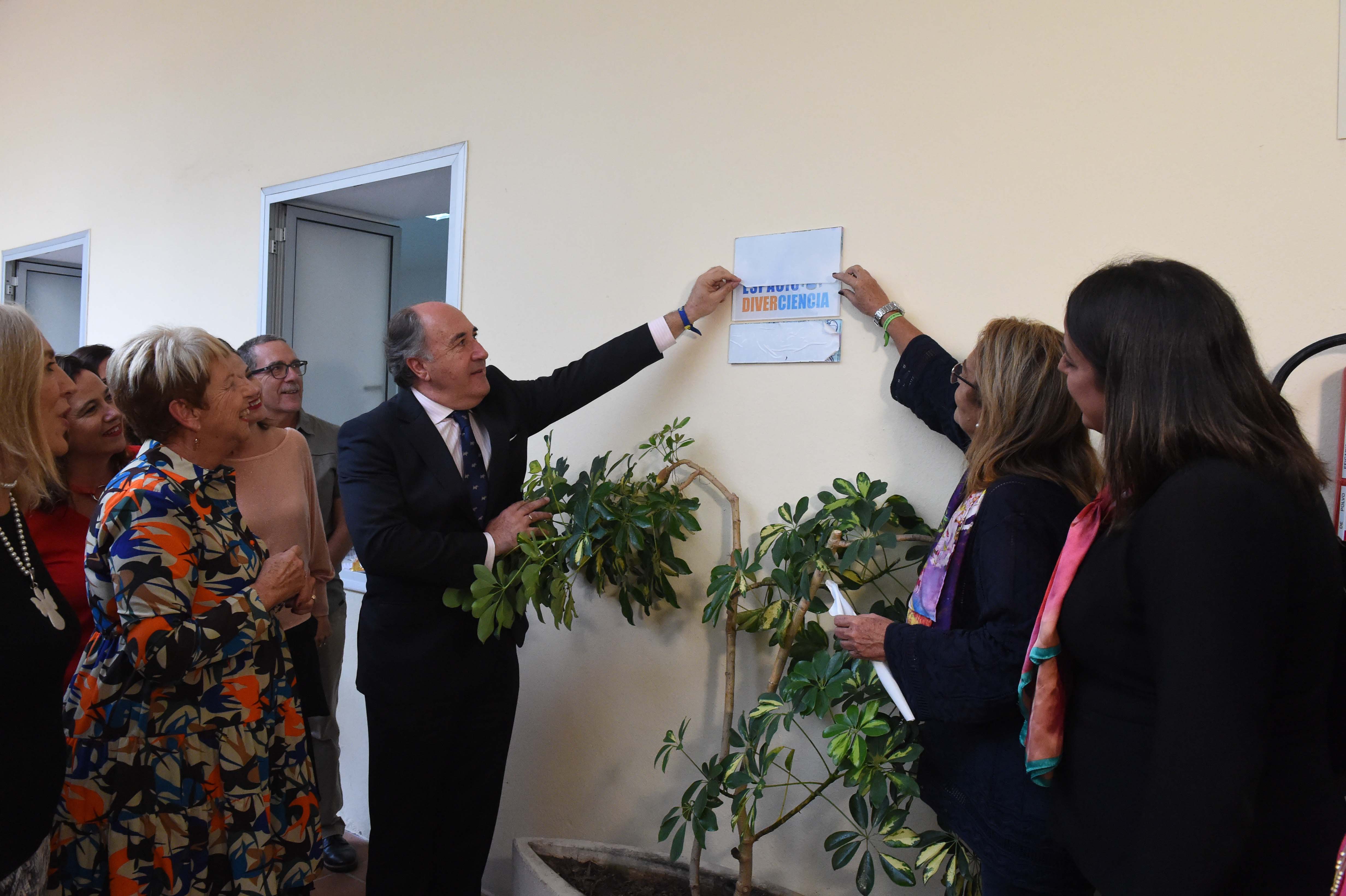 INAUGURACIÓN DEL LOCAL DE LA ASOCIACIÓN DE AMIGOS DE LA CIENCIA DIVERCIENCIA
