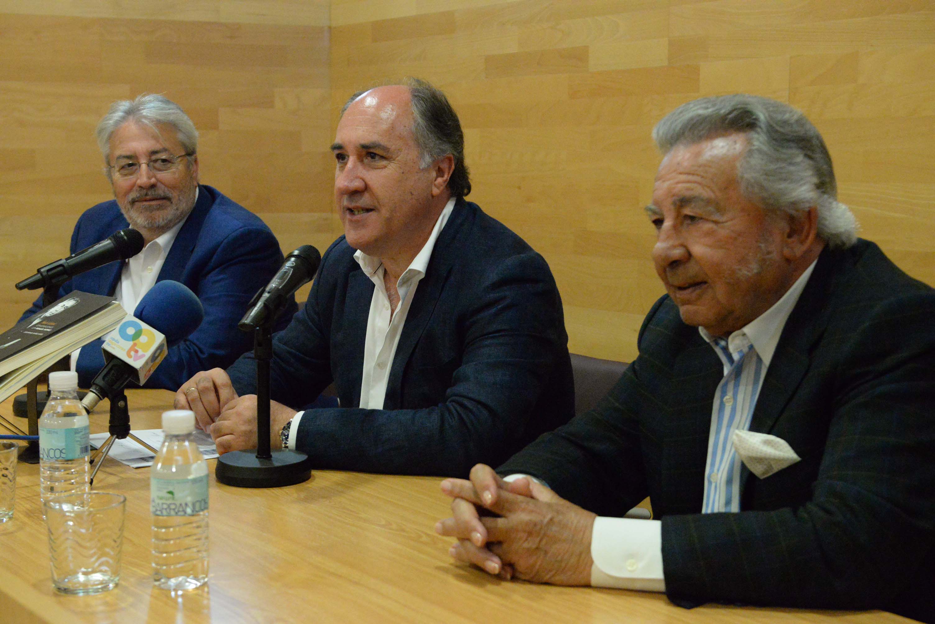 LIBRO MANUEL MORAO