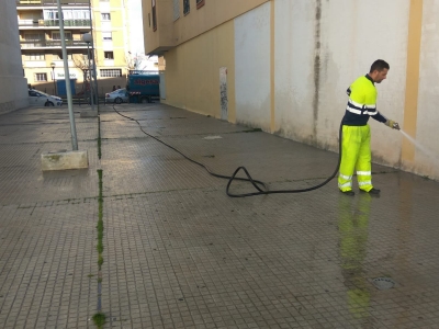 *LIMPIEZA ESTACIÓN DE AUTOBUSES