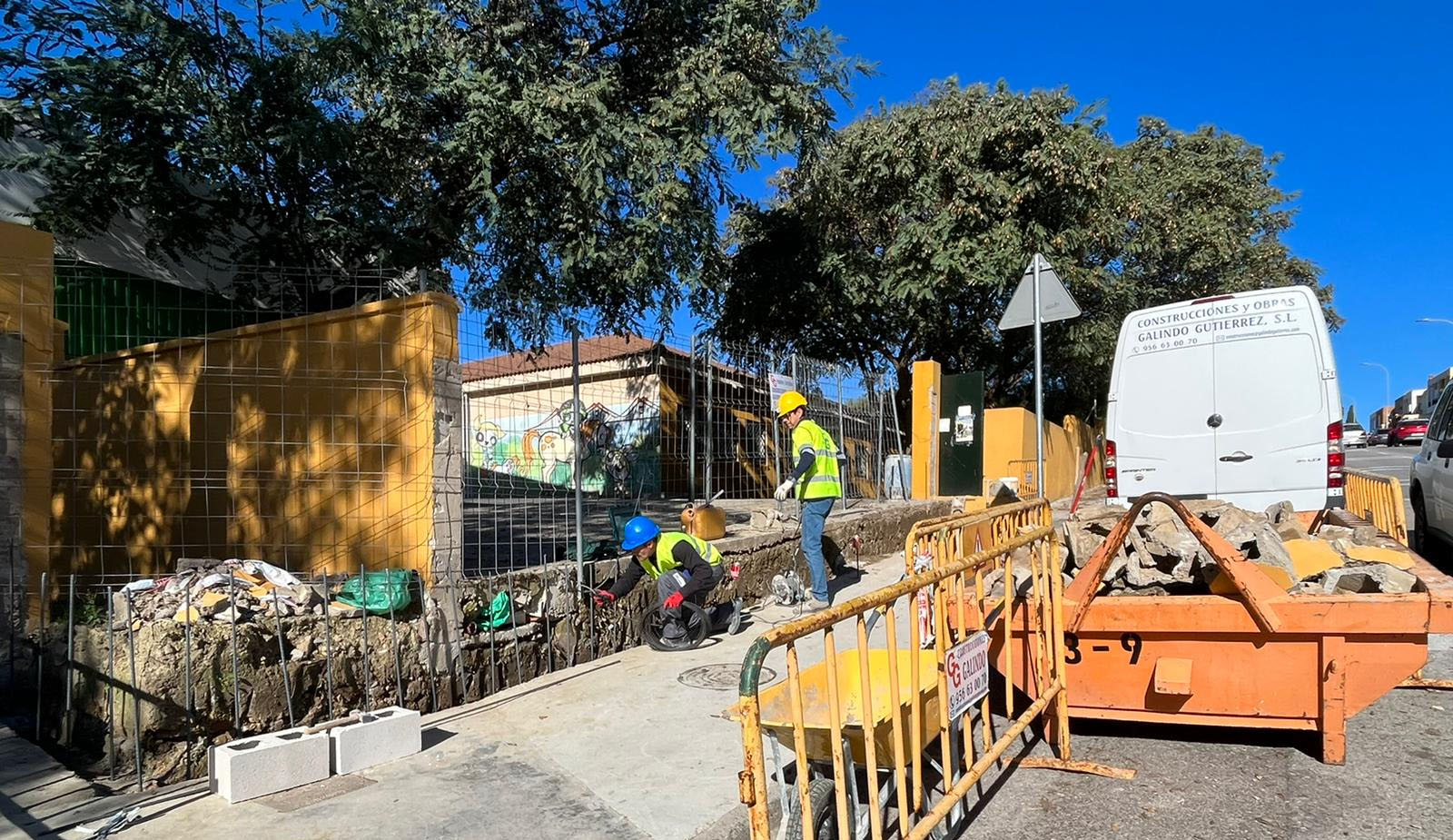 OBRAS MURO CAETARIA