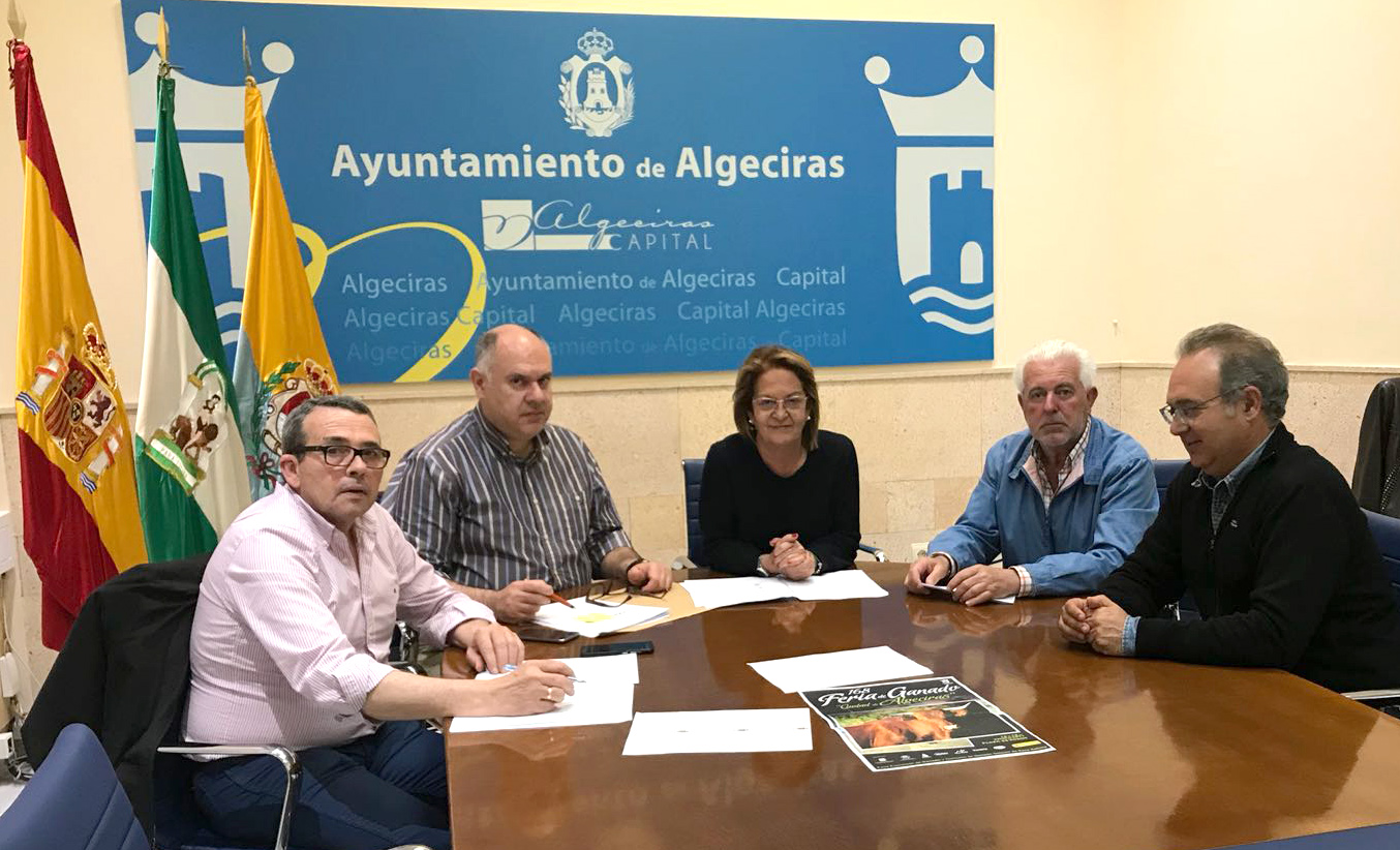 PREPARACIÓN FERIA DEL GANADO
