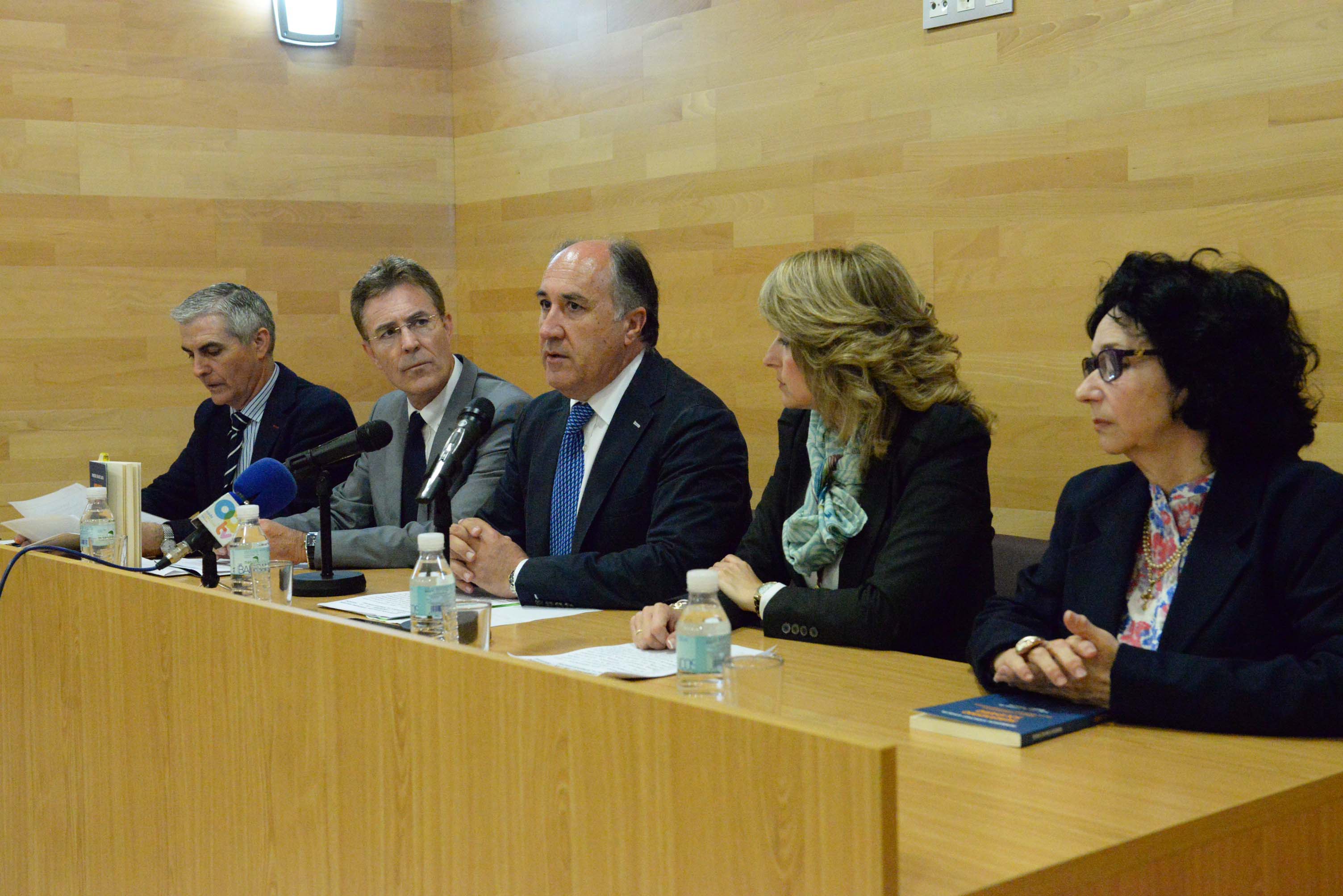 PRESENTACIÓN DE LA ANTOLOGIA DE REMEDIOS SÁNCHEZ HUMANISMO SOLIDARIO