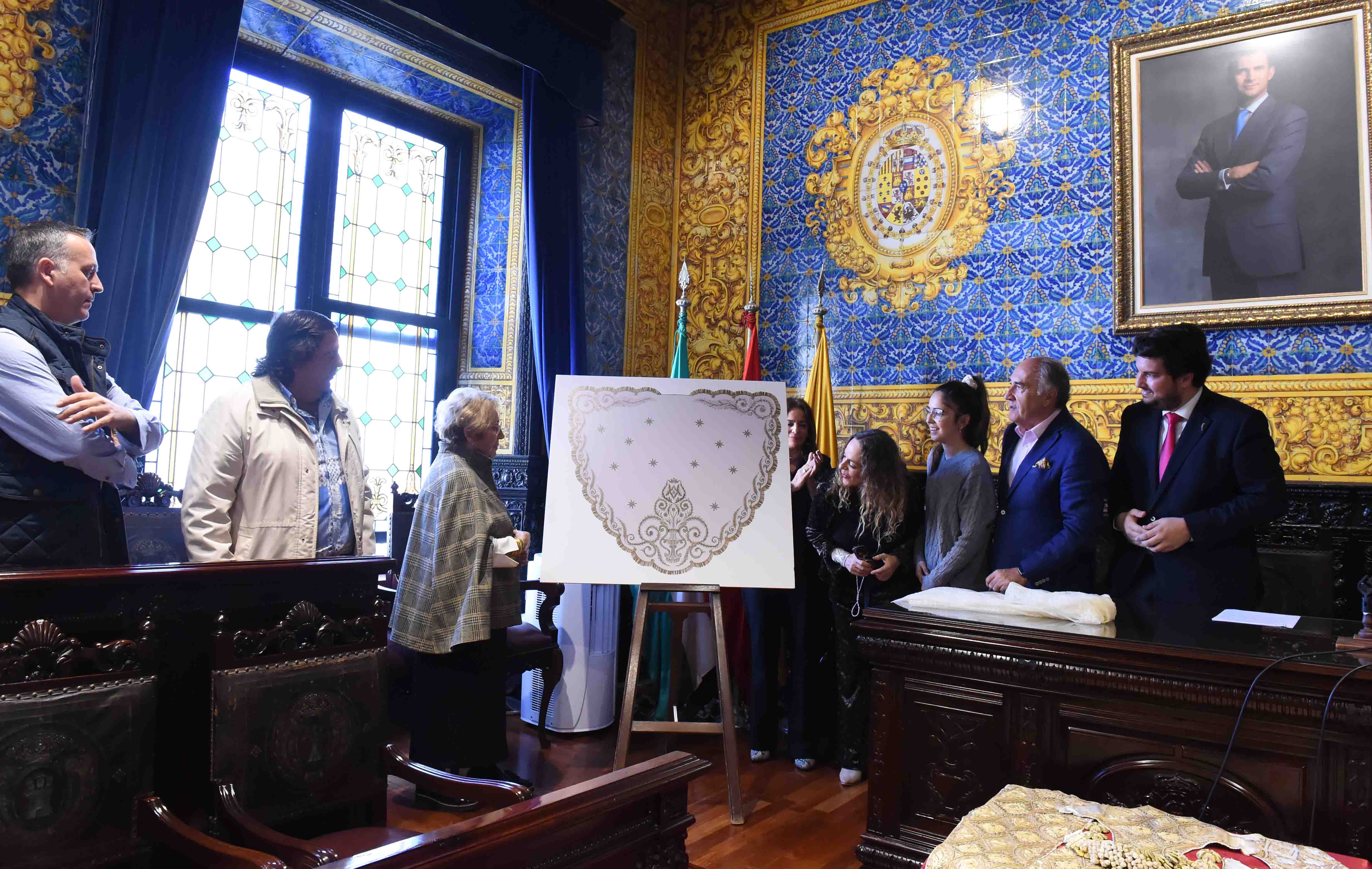 PRESENTACION DISEÑO DEL MANTO DE LA PALMA DEL TRAJE DE LUCES DE MIGUELIN