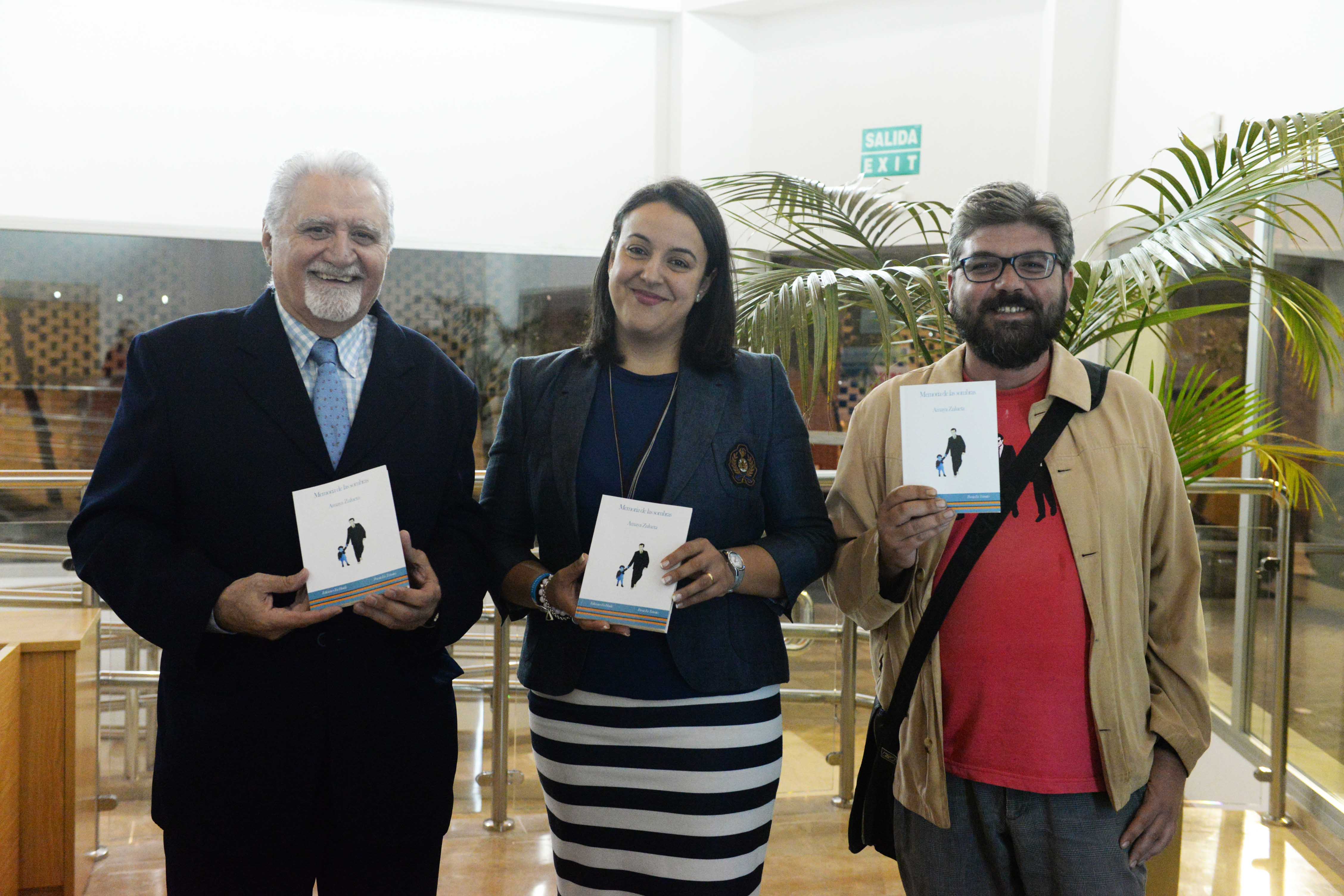 PRESENTACION LIBRO AMAYA ZULUETA