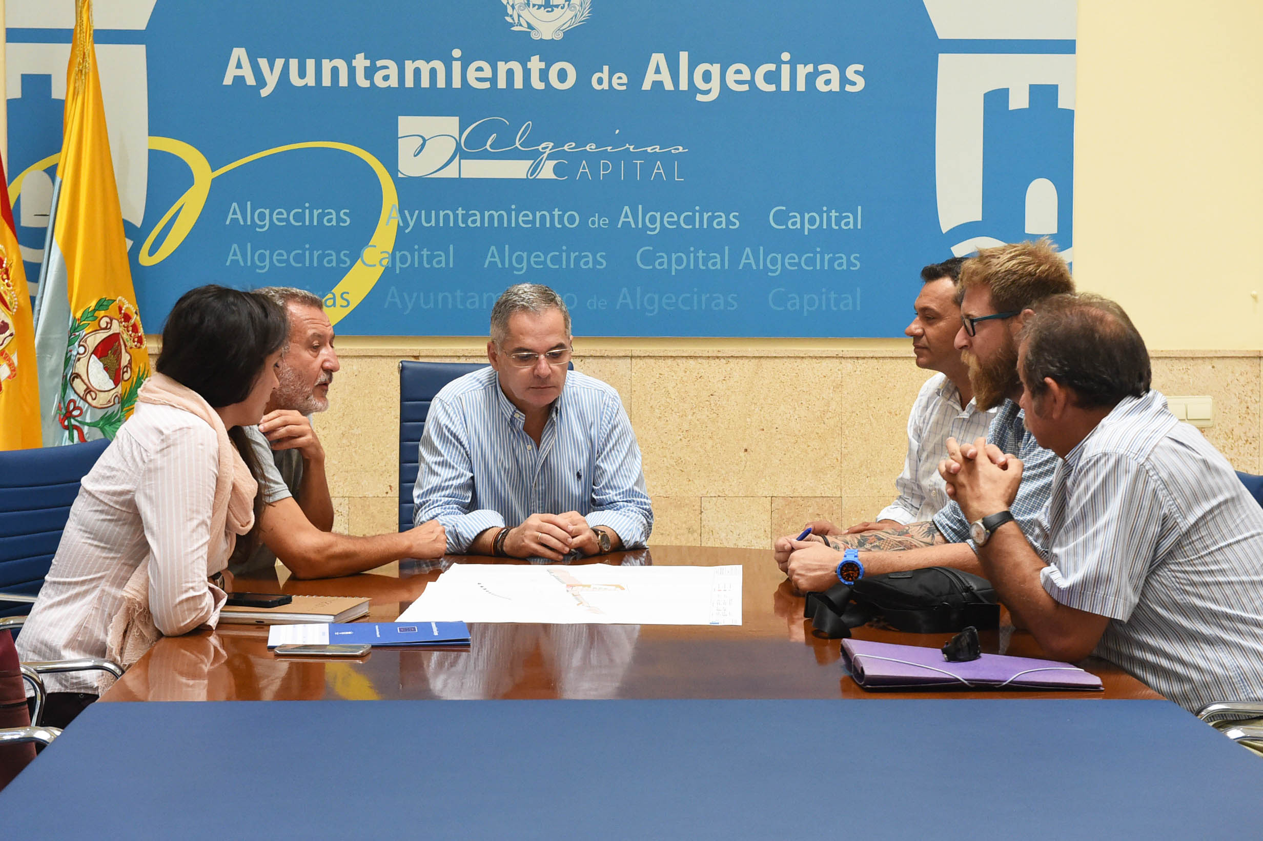 REUNION SECTOR DEL TAXI