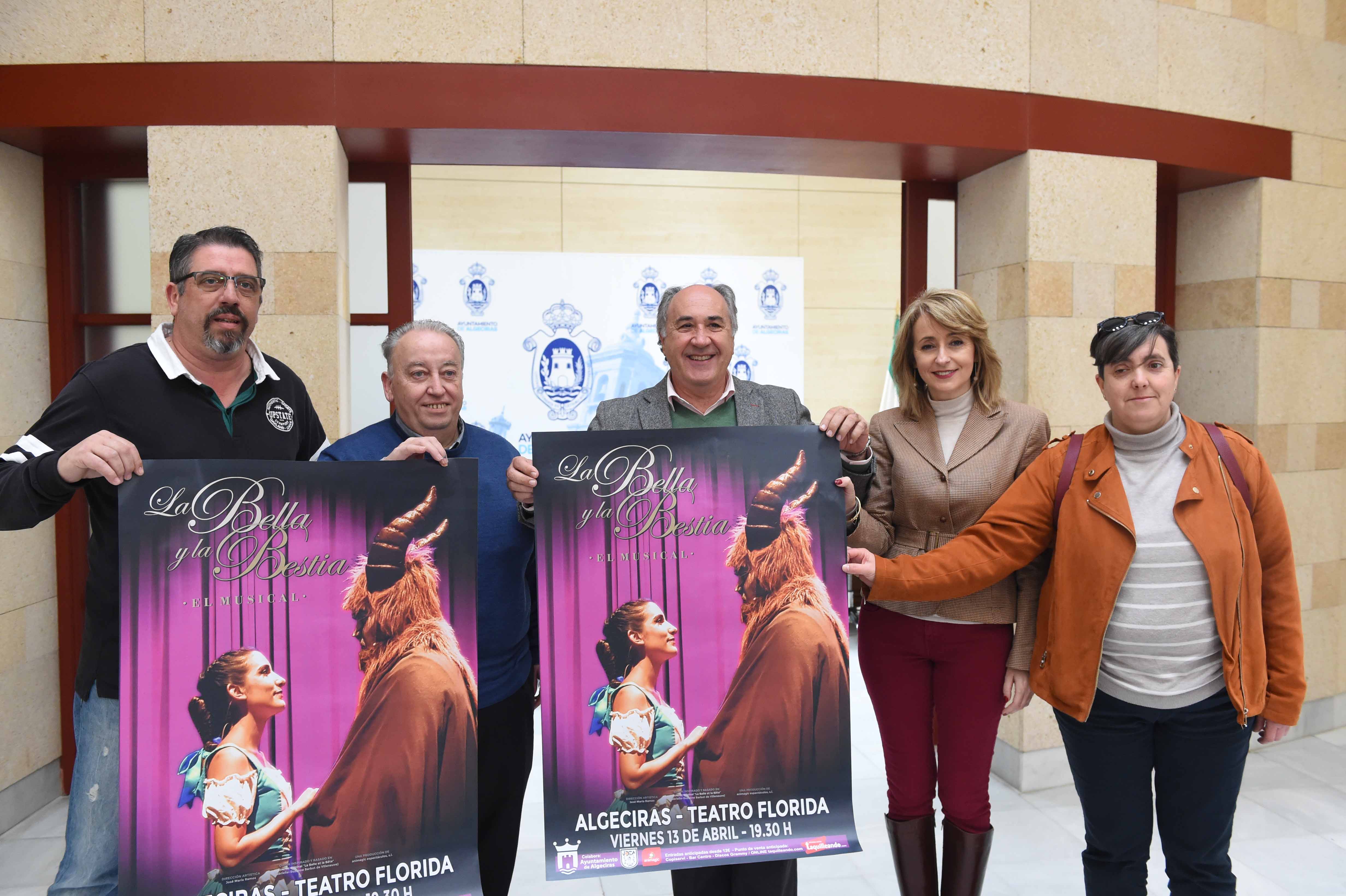RUEDA DE PRENSA PRESENTACIÓN ESPECTACULO LA BELLA Y LA BESTIA