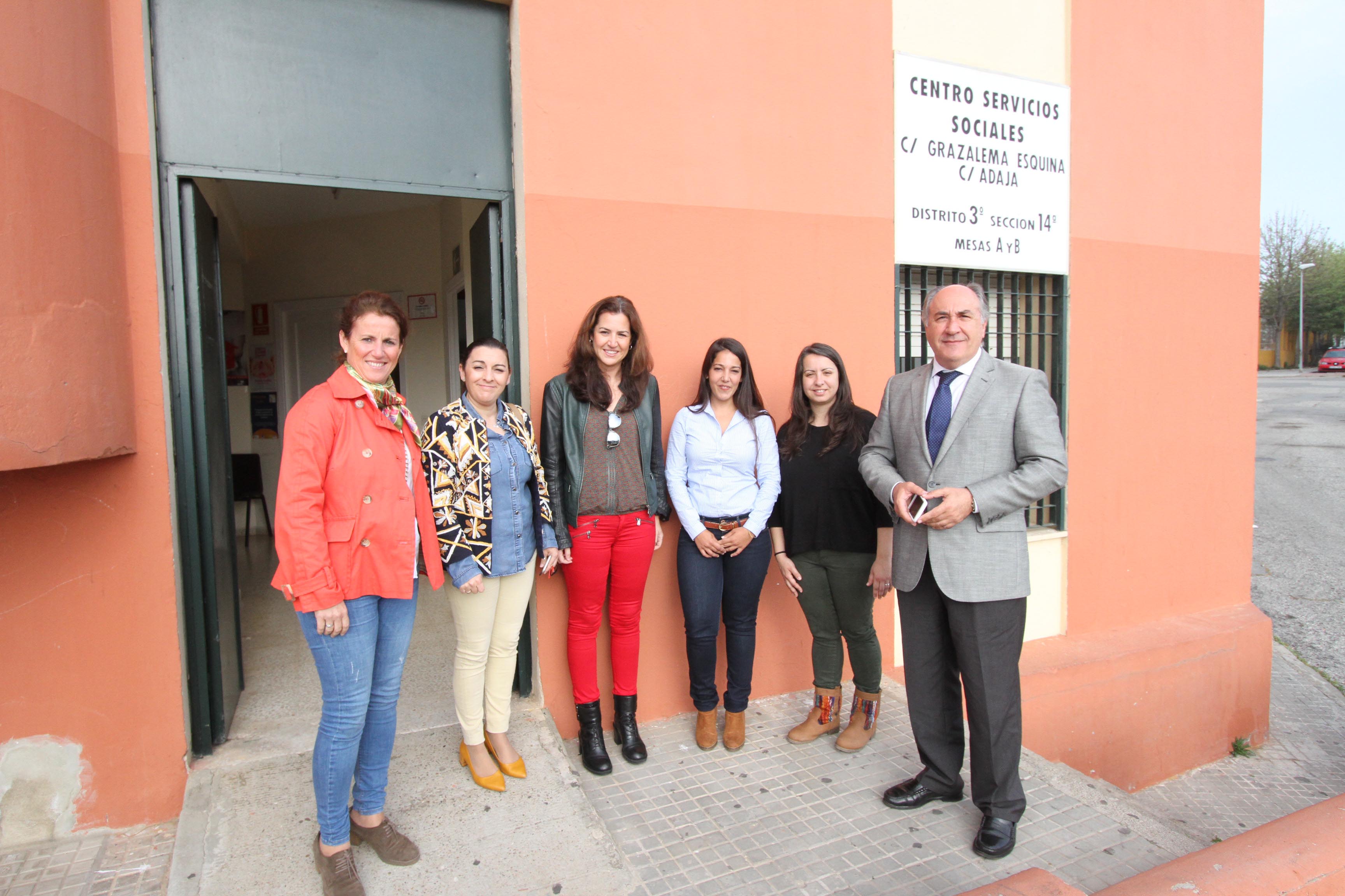 VISITA ALCALDE CENTRO DE ASUNTOS SOCIALES LA PIÑERA 007