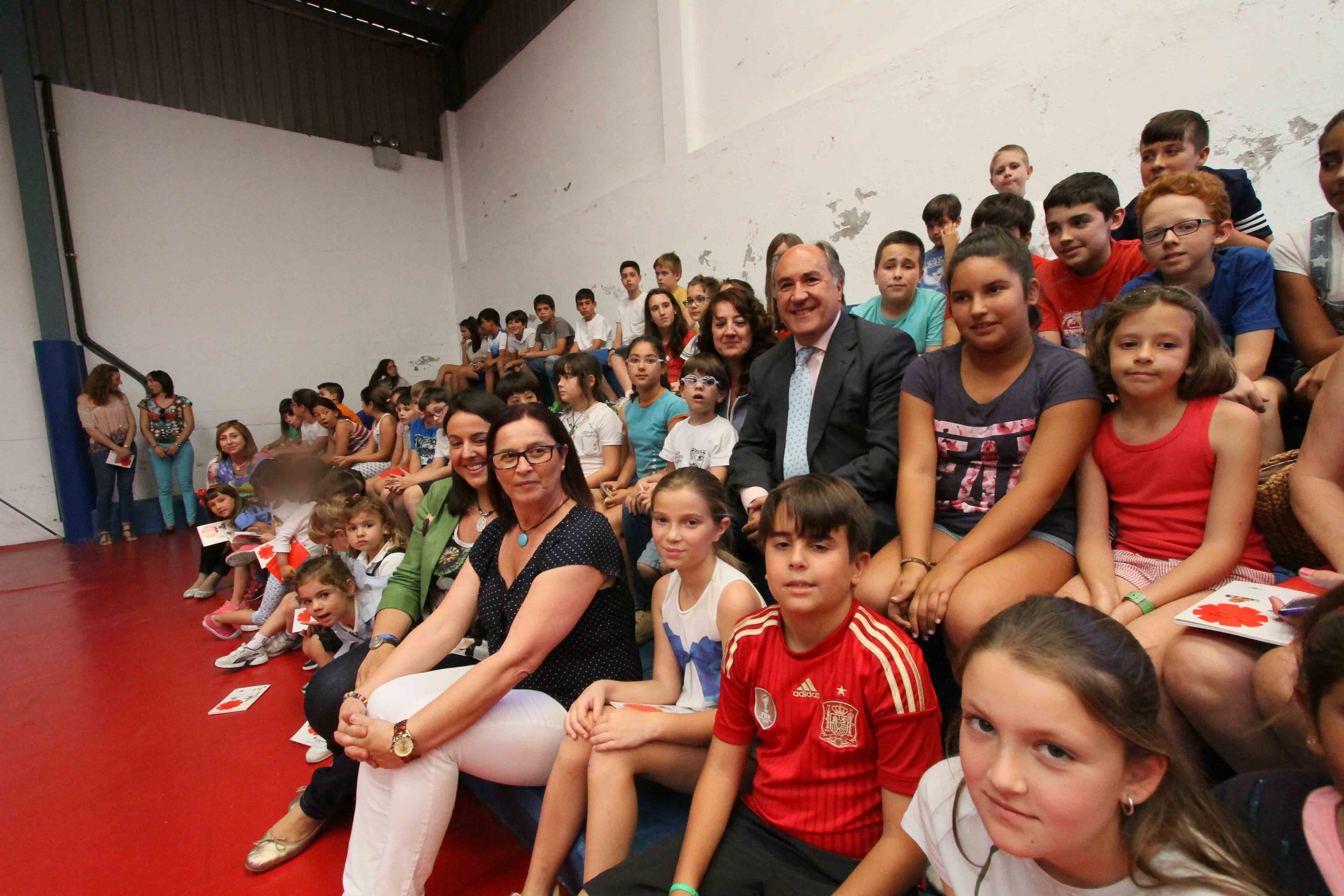 VISITA COLEGIO SANTA TERESA