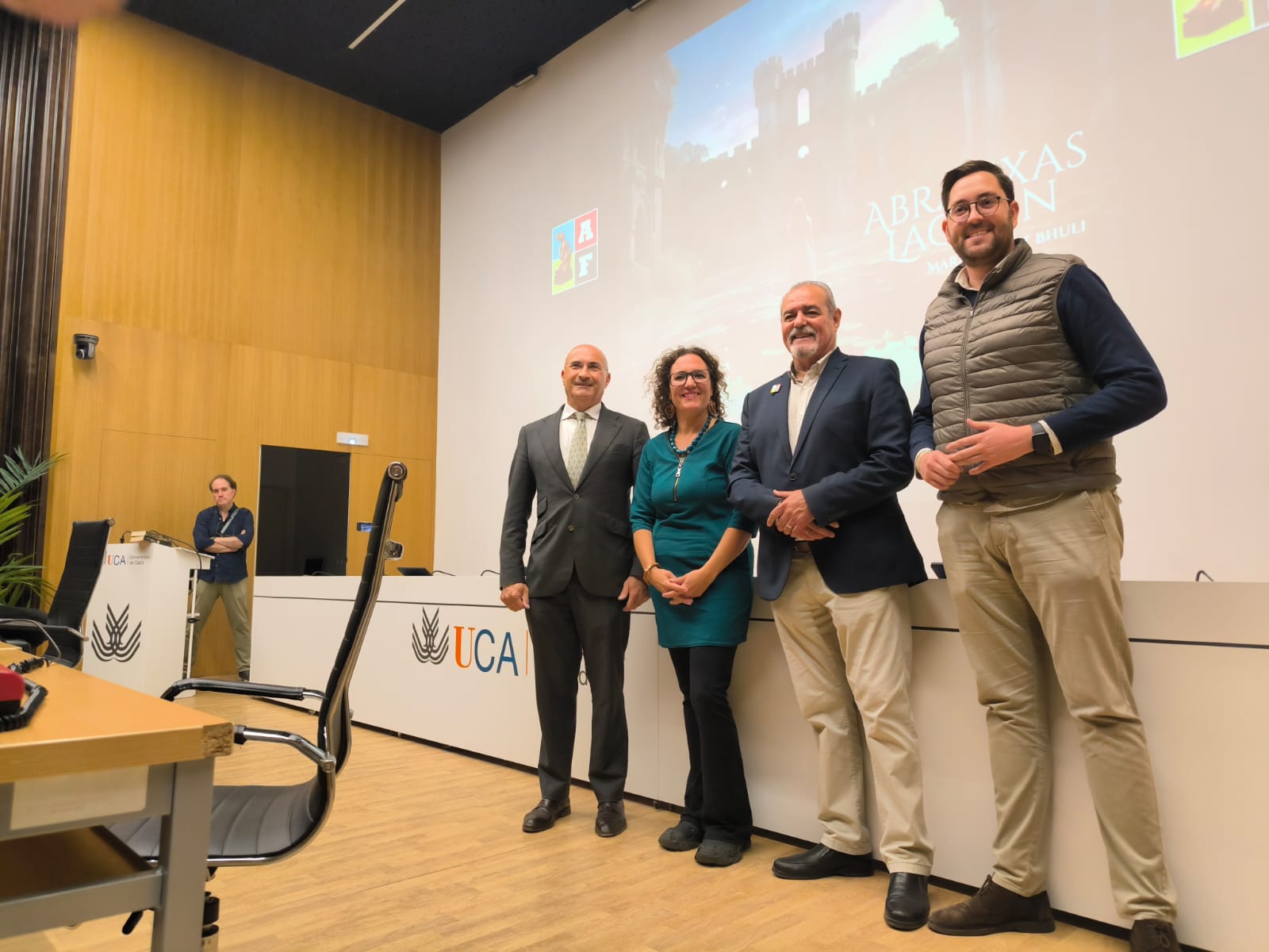 concierto electrónico algeciras fantástika