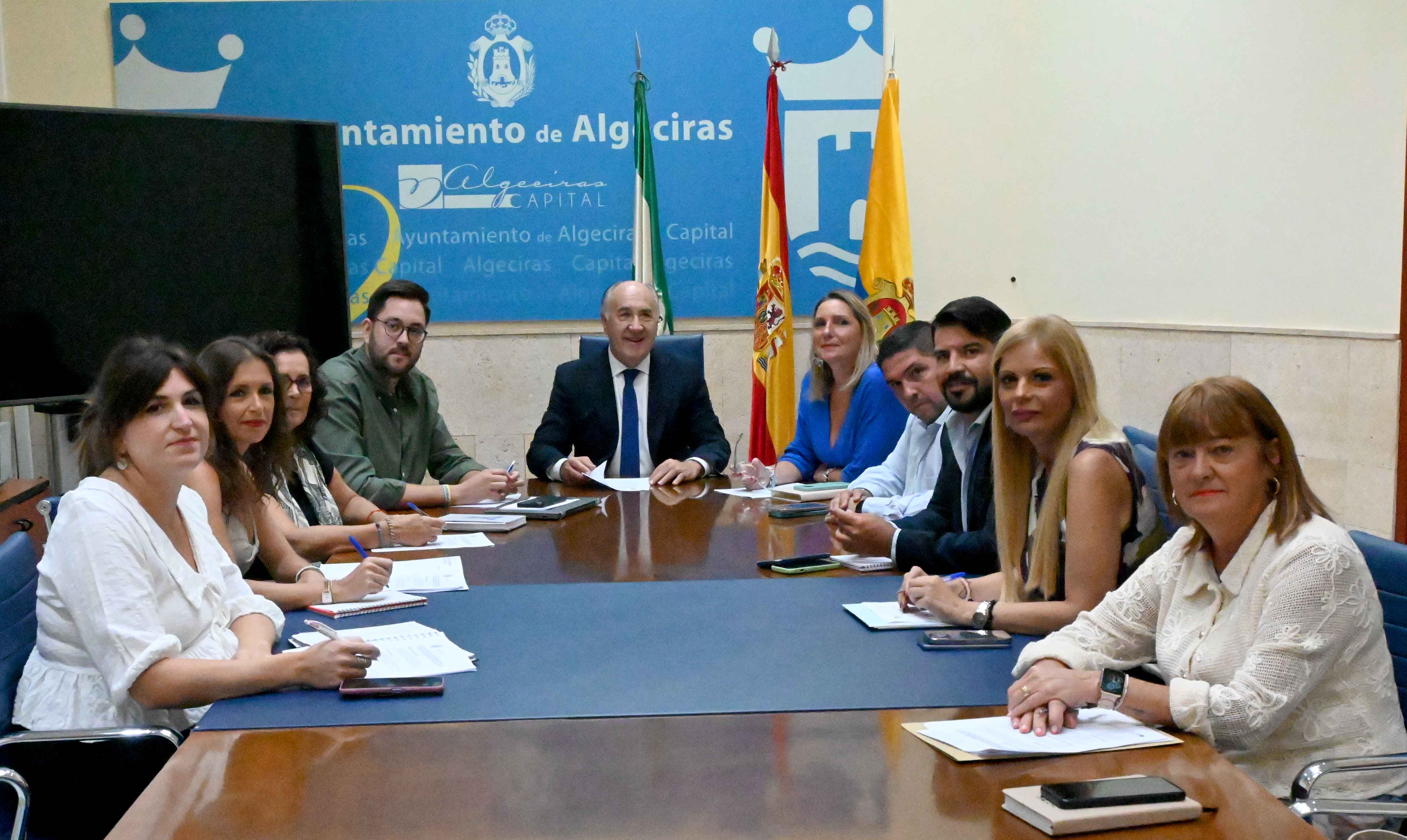 COMISION DE PREMIOS EMPRESARIOS AÑO 2025